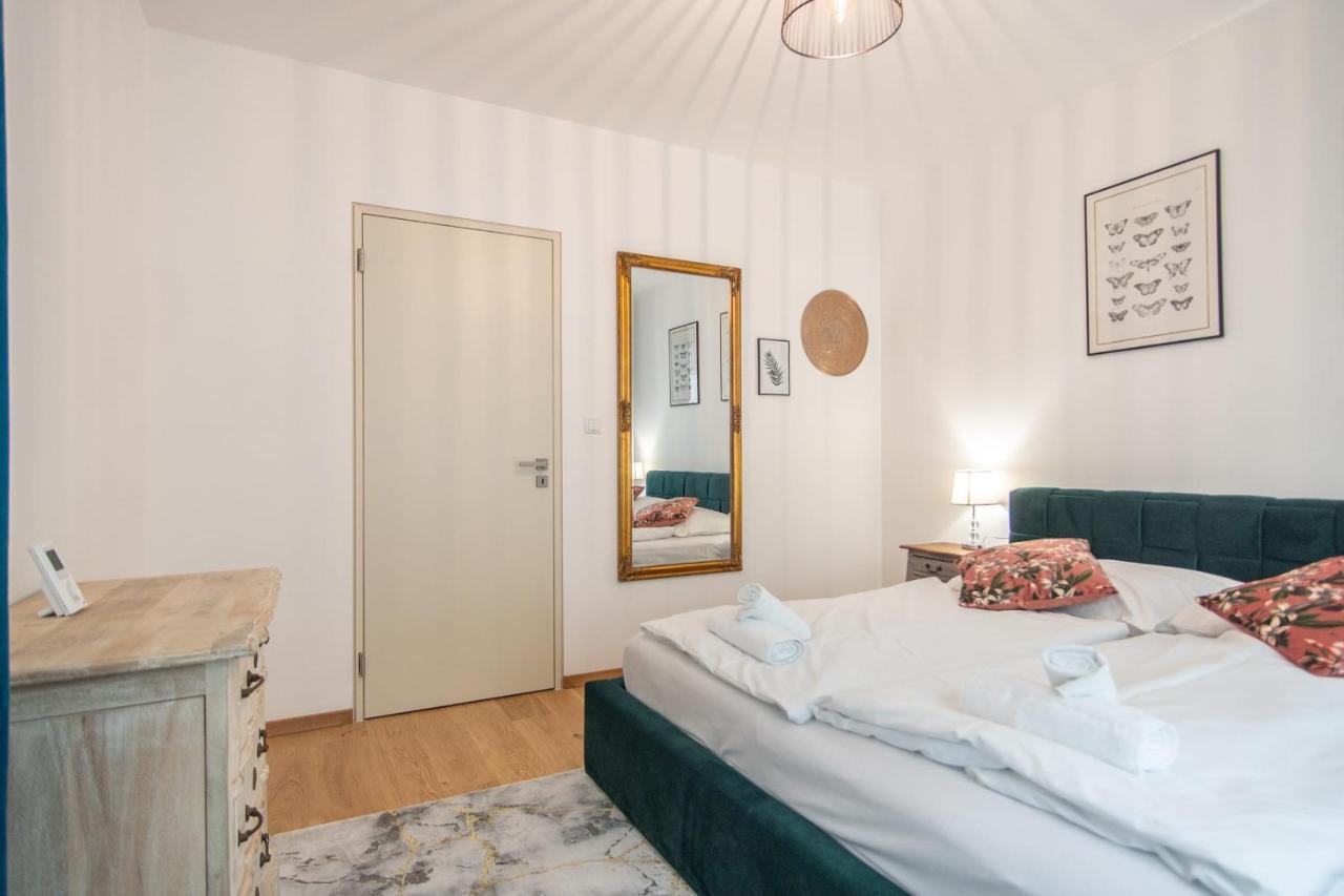 Apartment With Balcony Prague Ngoại thất bức ảnh
