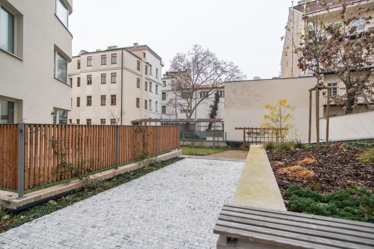 Apartment With Balcony Prague Ngoại thất bức ảnh